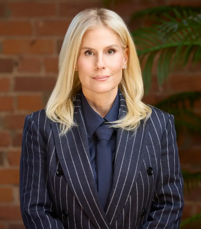 Lainie Michelle Appleby is an immigration lawyer who advises clients on Canadian immigration matters and U.S. consular and port of entry issues. Known for creative solutions and a responsive, client-first approach, she has held leadership roles within the Ontario Bar Association and is recognized for her corporate immigration experience.